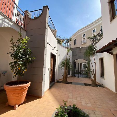 Zara Palace - Ariosto Scafati Luaran gambar